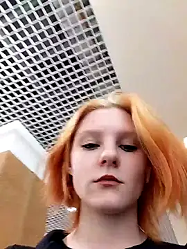 NinaParri online show from 04.02.26