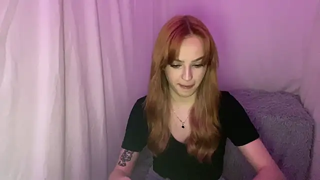 EvaKapnist online show from 04.30.26