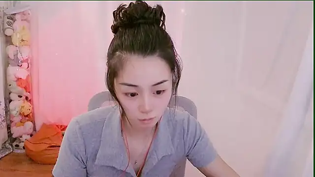 Snapshot of Puresnow chatting on 06.27.26 Puresnow online show from 06.27.26