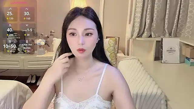 Snapshot of KCYE-CC chatting on 07.15.26 KCYE-CC online show from 07.15.26