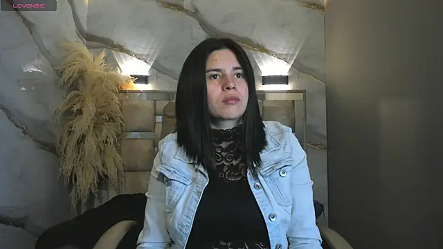 Snapshot of Cata_black chatting on 04.21.26 Cata black online show from 04.21.26