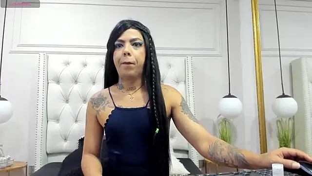 Snapshot of MiiaRestrepo chatting on 03.20.26 MiiaRestrepo online show from 03.20.26