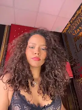 Snapshot of CurlyOopsieXXX chatting on 06.03.26 CurlyOopsieXXX online show from 06.03.26