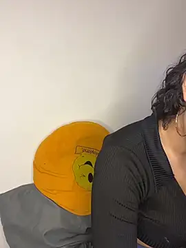katniss everdeen  online show from 04.27.26