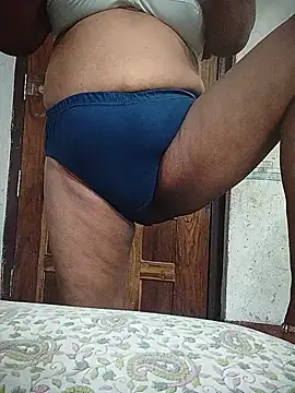 Snapshot of hottsexyy chatting on 07.18.26 hottsexyy online show from 07.18.26
