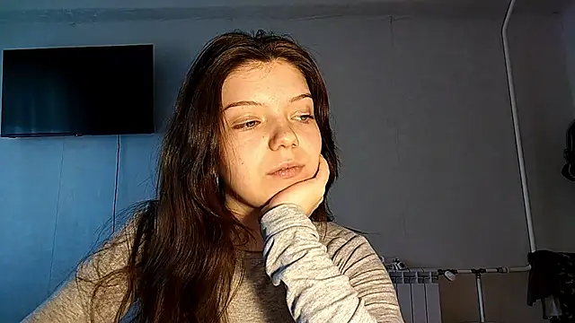 Snapshot of Helgawithyou chatting on 03.28.26 Helgawithyou online show from 03.28.26