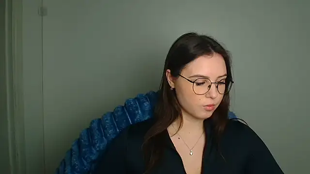 Nika nik a online show from 03.21.26