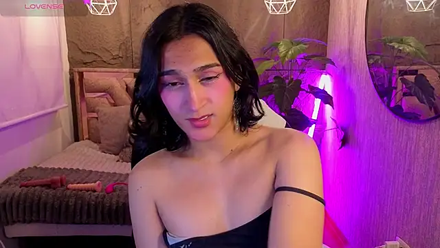 Snapshot of Zoee_Kiss_ chatting on 08.01.26 Zoee Kiss online show from 08.01.26