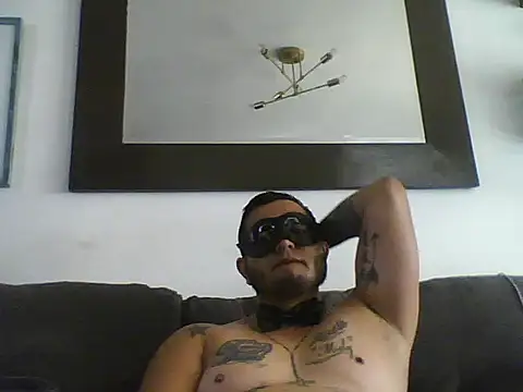 Snapshot of HOTB0Y18 chatting on 03.23.26 HOTB0Y18 online show from 03.23.26