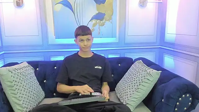 Apolo jonnes online show from 03.25.26