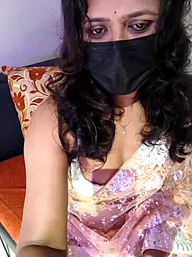 Snapshot of Lena_mahiyaa chatting on 04.18.26 Lena mahiyaa online show from 04.18.26