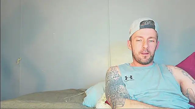 Snapshot of SkylarrGrey chatting on 04.29.26 SkylarrGrey online show from 04.29.26