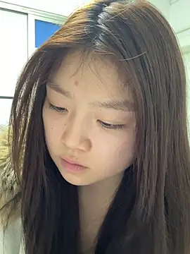 Snapshot of XJZ-01 chatting on 03.30.26 XJZ-01 online show from 03.30.26