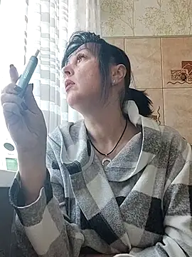 Snapshot of HelgaDennis chatting on 03.23.26 HelgaDennis online show from 03.23.26