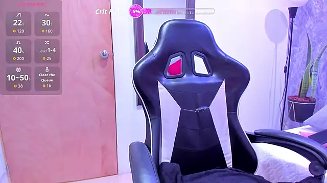 Snapshot of luna_lat chatting on 03.20.26 luna lat online show from 03.20.26