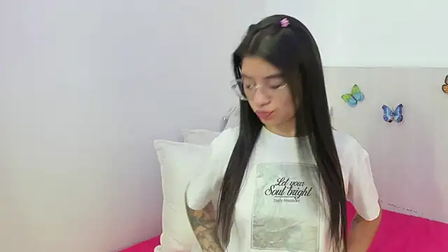 LindaCatalina  online show from 07.18.26