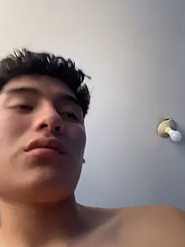 Piero 1369 online show from 04.15.26