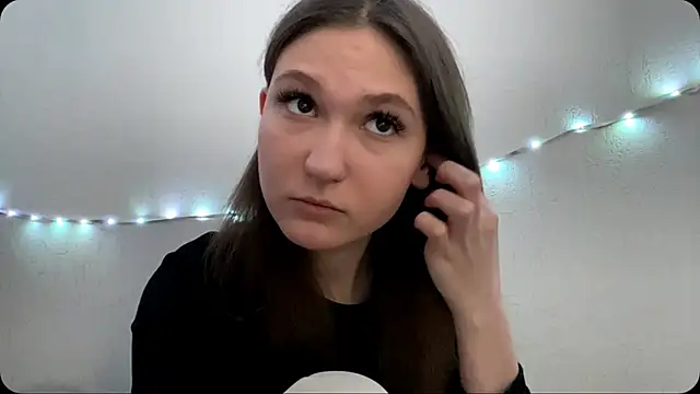 Juliajuicecam online show from 04.21.26