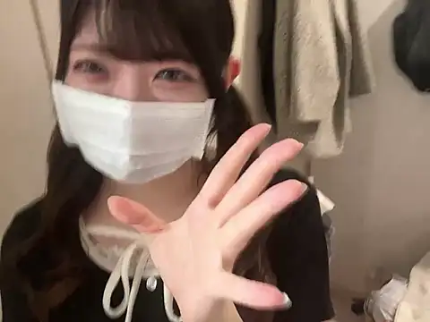 y-u-r-a-33 online show from 06.03.26