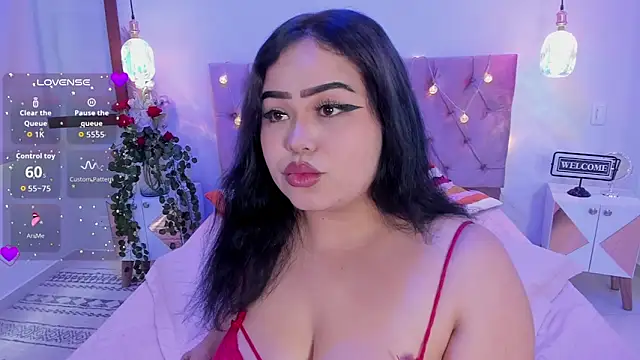SofiaBloomm online show from 06.28.26