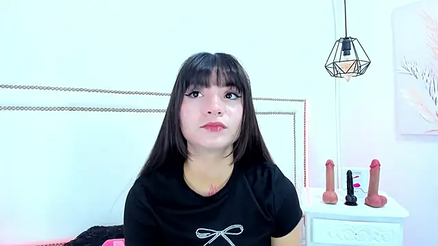 emma-sandoval online show from 05.23.26