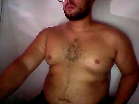 Snapshot of Derick_013 chatting on 05.11.26 Derick 013 online show from 05.11.26