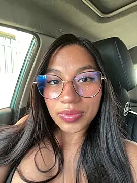 breenda01 online show from 04.06.26