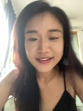 Snapshot of A-Kristen chatting on 04.10.26 A-Kristen online show from 04.10.26