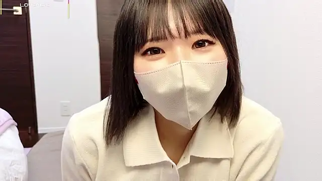 Snapshot of HONO__0_0__ chatting on 04.02.26 HONO 0 0 online show from 04.02.26