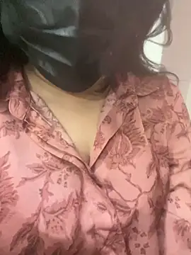 Snapshot of flywithkavish chatting on 03.26.26 flywithkavish online show from 03.26.26