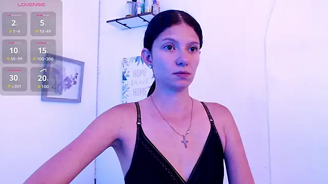 Snapshot of sofy_bonnet1 chatting on 04.10.26 sofy bonnet1 online show from 04.10.26