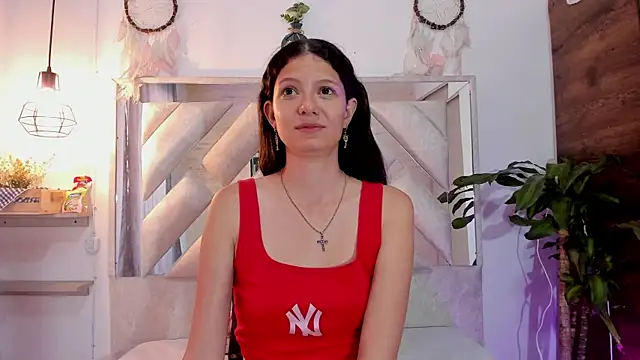 Snapshot of sofy_bonnet1 chatting on 05.12.26 sofy bonnet1 online show from 05.12.26