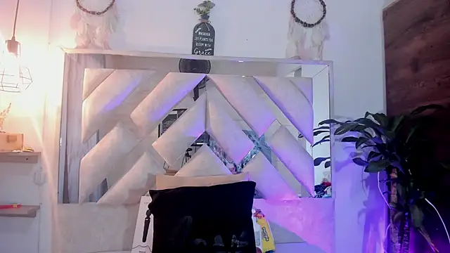 Snapshot of sofy_bonnet1 chatting on 05.22.26 sofy bonnet1 online show from 05.22.26