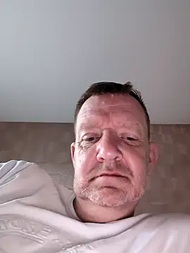 Snapshot of Notiesfuk chatting on 06.19.26 Notiesfuk online show from 06.19.26