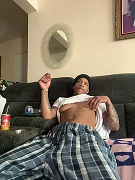 PHAT FTM KLIT87 online show from 04.21.26