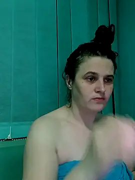 slutty annie69 online show from 03.28.26