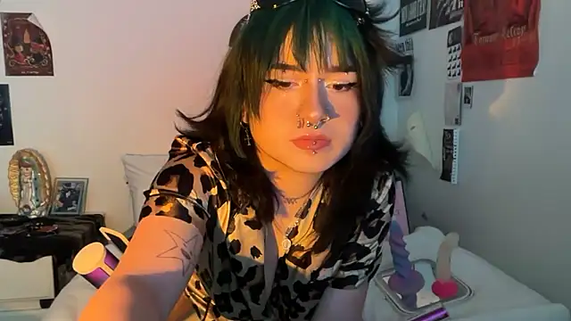 vrtual kitty online show from 06.06.26