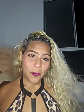 Nayaraluz online show from 03.24.26