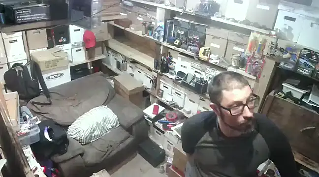 Snapshot of jonathanjch1982 chatting on 03.18.25 jonathanjch1982 online show from 03.18.25