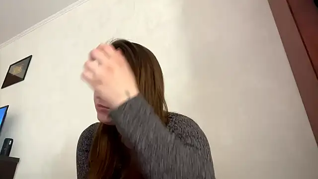 Snapshot of NosyFuel chatting on 03.23.26 NosyFuel online show from 03.23.26