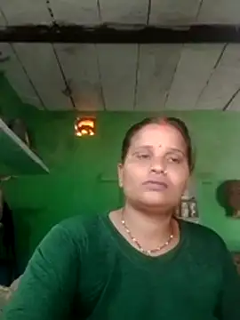 Snapshot of Shivani09900 chatting on 07.17.26 Shivani09900 online show from 07.17.26