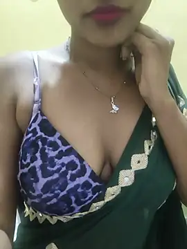 Snapshot of Rubina_Love chatting on 06.21.26 Rubina Love online show from 06.21.26