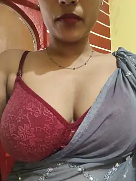 Snapshot of Rubina_Love chatting on 06.28.26 Rubina Love online show from 06.28.26