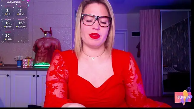 Snapshot of vip_sweetnes chatting on 04.10.26 vip sweetnes online show from 04.10.26