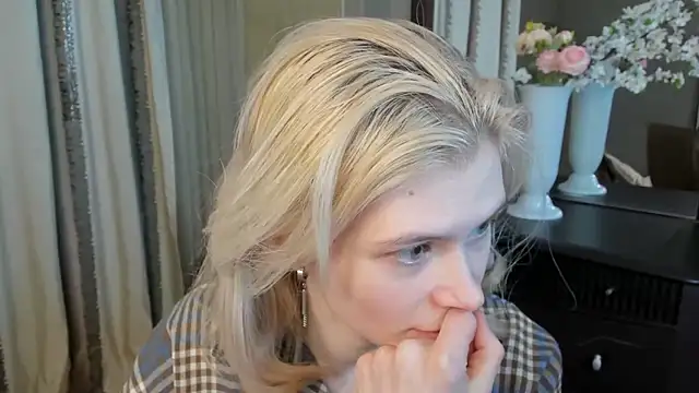 CarleySuski online show from 03.24.26