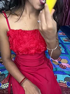 Snapshot of Baby_pari1 chatting on 07.29.26 Baby pari1 online show from 07.29.26