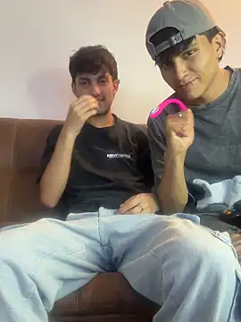 LYAN DYLAN online show from 06.02.26