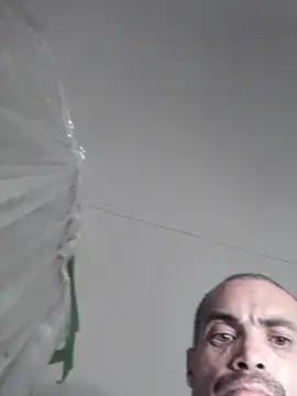 Snapshot of wesstfine chatting on 04.09.26 wesstfine online show from 04.09.26