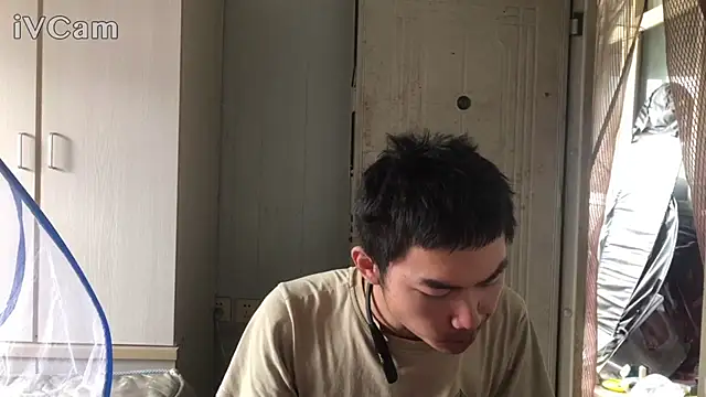 Snapshot of dyjdddttj chatting on 06.27.26 dyjdddttj online show from 06.27.26