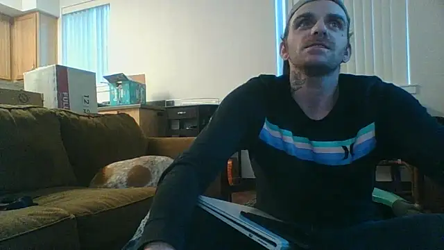 Snapshot of DavidEugeneOr chatting on 04.29.26 DavidEugeneOr online show from 04.29.26